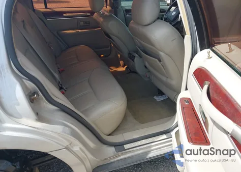 2004 Lincoln Town Car Ultimate из США, поврежденный, VIN 1LNHM83W84Y604498